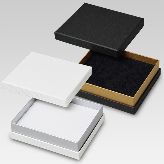 COMBI BOXは、リングやイヤリングなどのジュエリー用ギフトケースです。